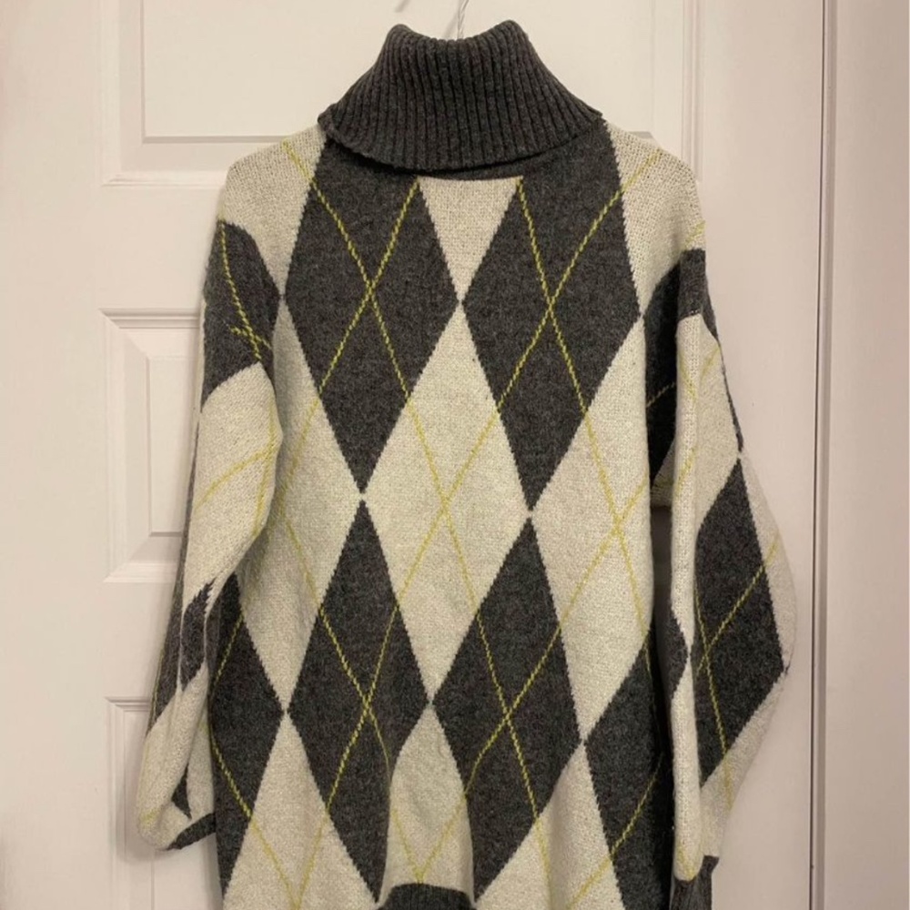 H&M x a Pringle of Scotland sweater, S
